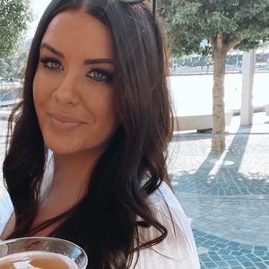 Meet your Posher, Elise